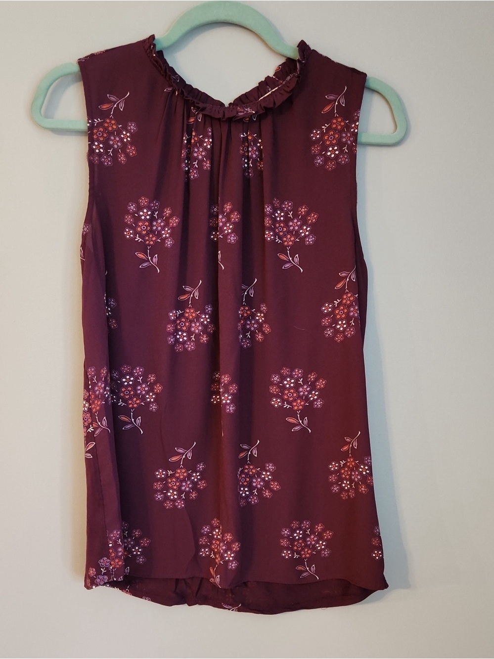 Sleeveless Floral Ruffle Neck Top - Burgundy